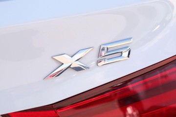 https://dvg-vehicle-assets.s3.amazonaws.com/78712/7peaiu6d1rmkgfeeg59wof8u2.jpg