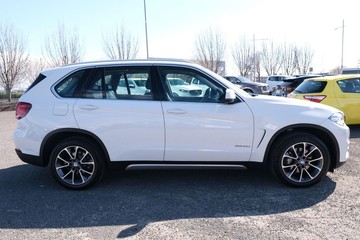 https://dvg-vehicle-assets.s3.amazonaws.com/78712/8mgjhifnc4tteccnrri5m0lgs.jpg