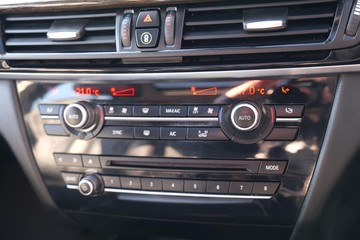 https://dvg-vehicle-assets.s3.amazonaws.com/78712/b9lnpjbv9klxmknfpmt5nswai.jpg