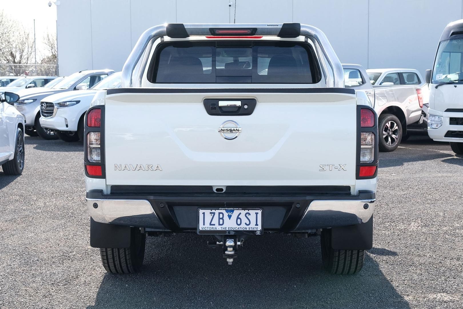 Nissan Navara image 4