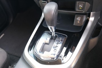 https://dvg-vehicle-assets.s3.amazonaws.com/78717/9lzwq0p9bp0hch3rct9b8hgt0.jpg