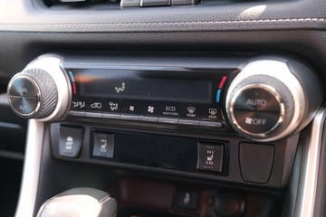 https://dvg-vehicle-assets.s3.amazonaws.com/78752/8js1u27whqr7hlgc9wjg440fr.jpg