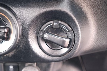 https://dvg-vehicle-assets.s3.amazonaws.com/78814/e8z0fv9orcdppqhsd1t530pju.jpg