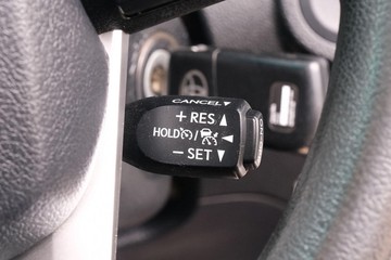 https://dvg-vehicle-assets.s3.amazonaws.com/78814/f4fte6llc7zt82bw81g6e1988.jpg
