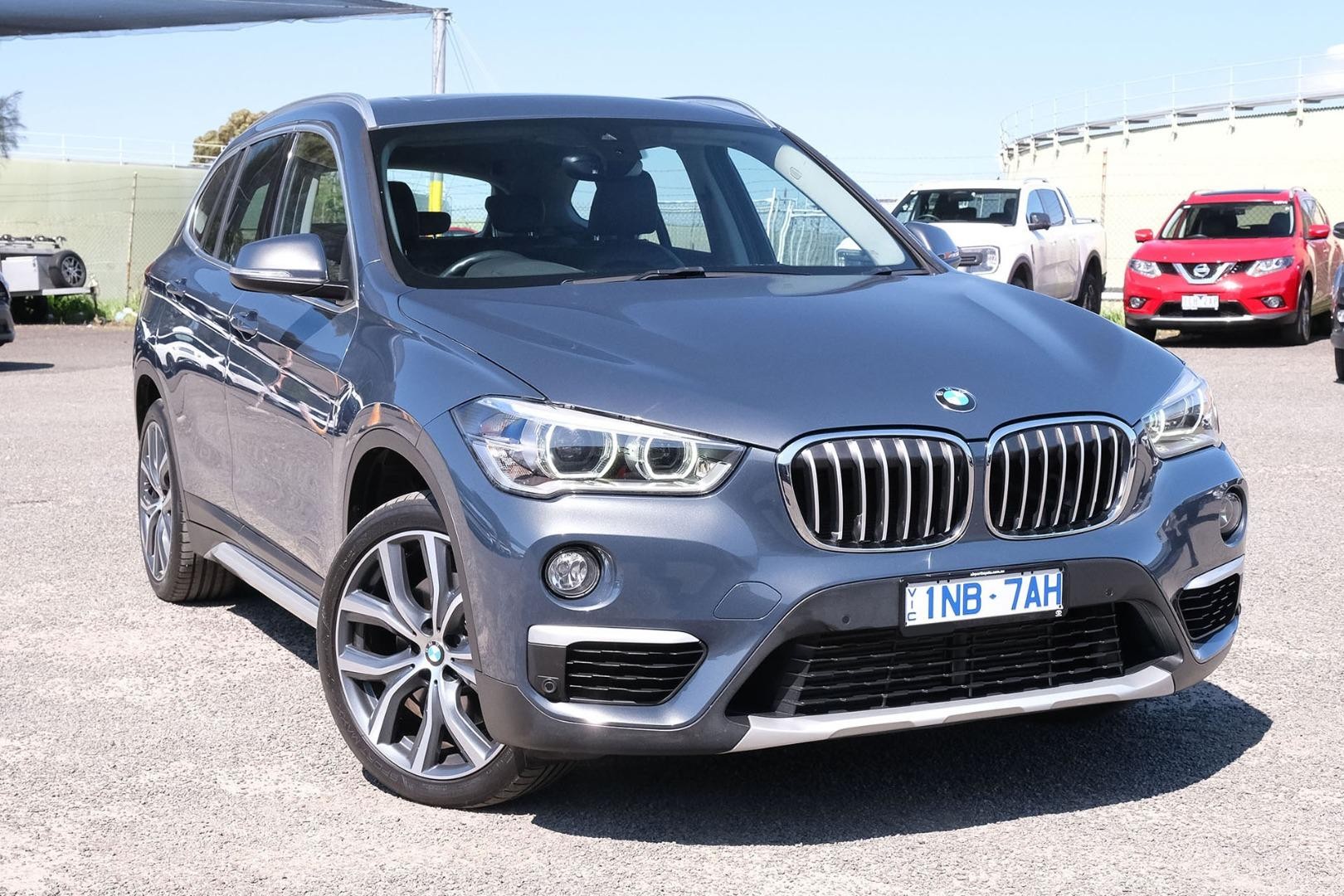 BMW X1 image 1