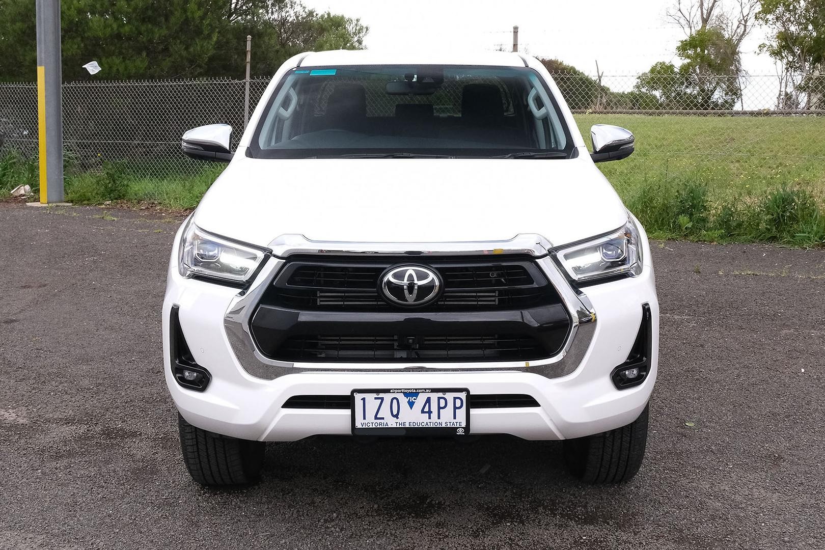 Toyota Hilux image 3