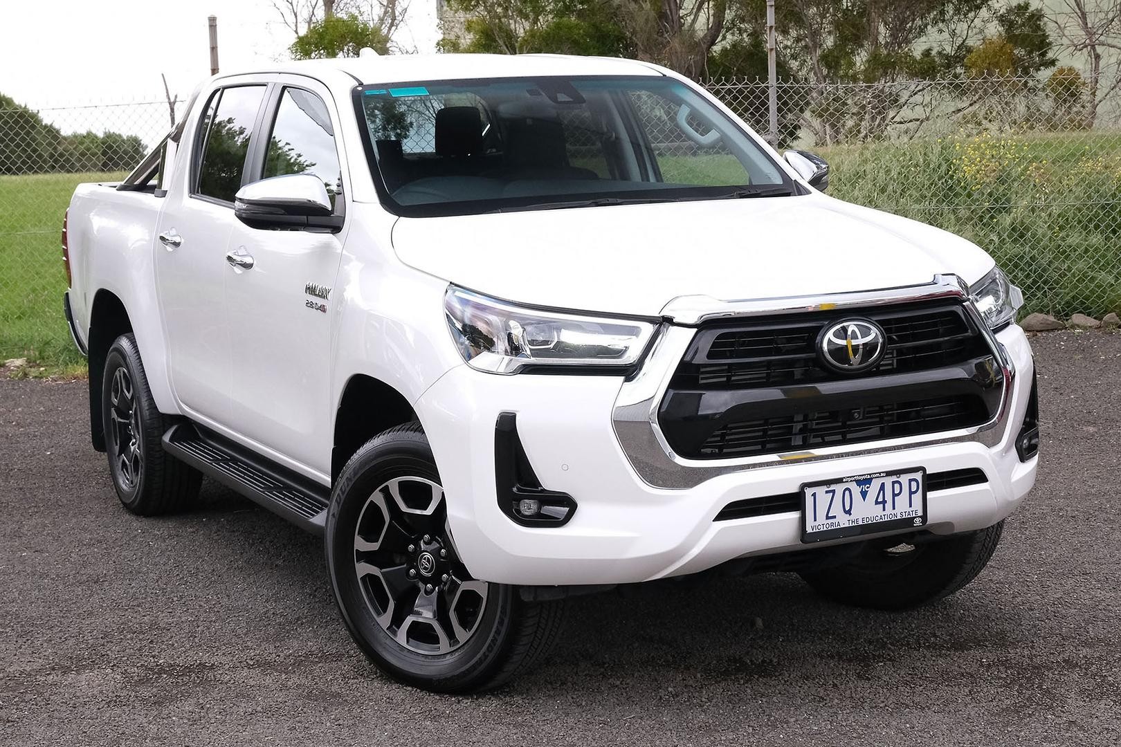 Toyota Hilux image 1