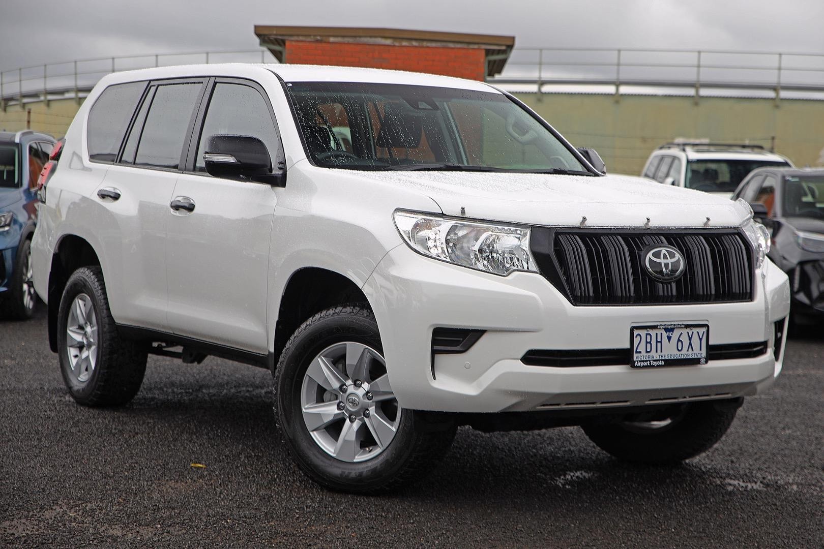 Toyota Landcruiser Prado image 1