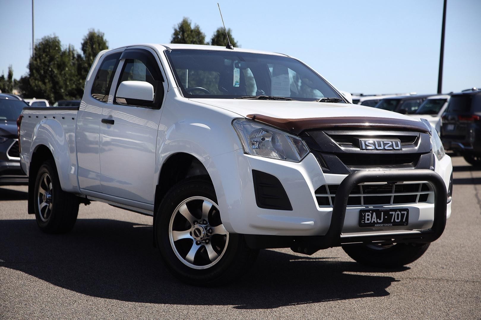 Isuzu D-max image 1