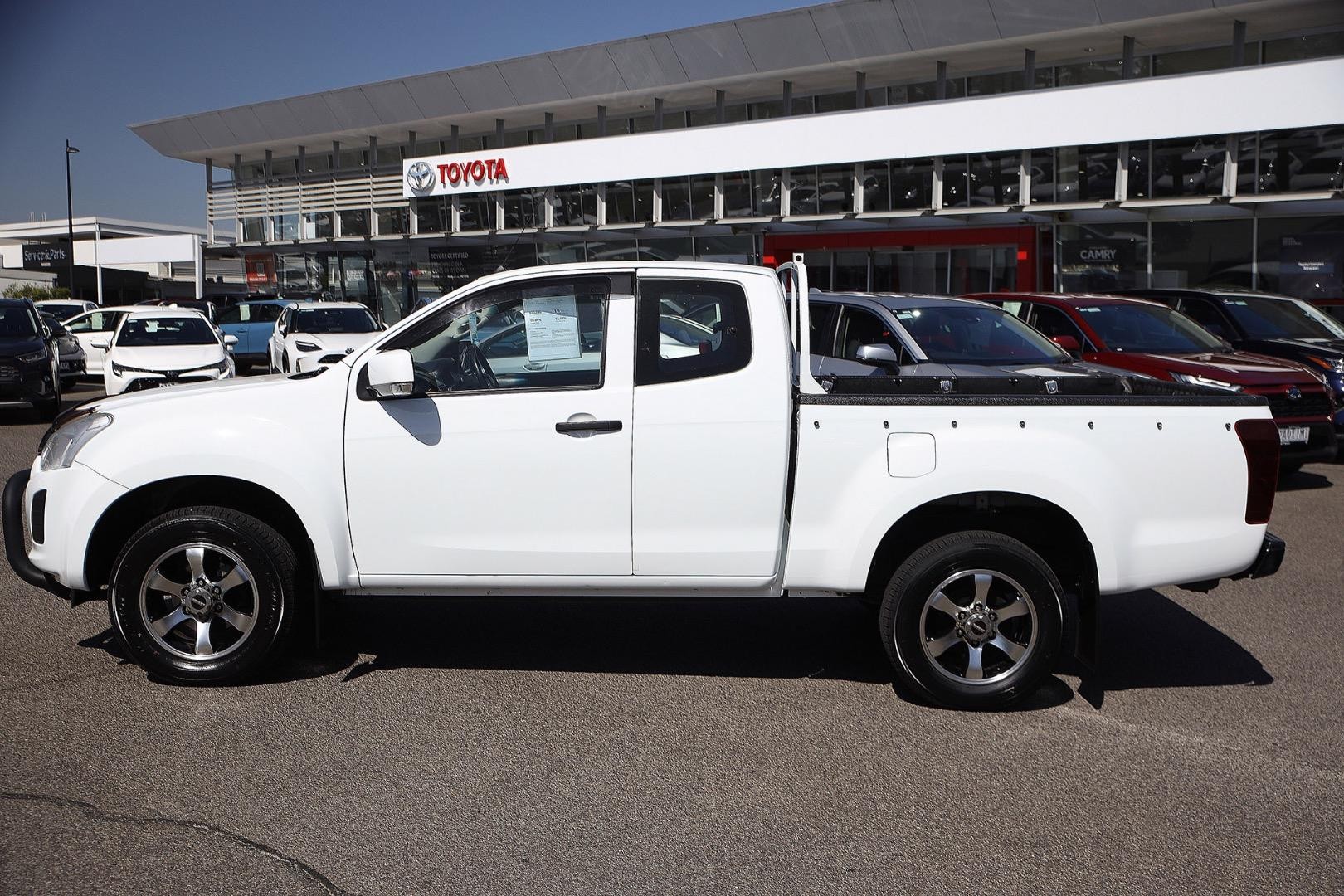 Isuzu D-max image 3