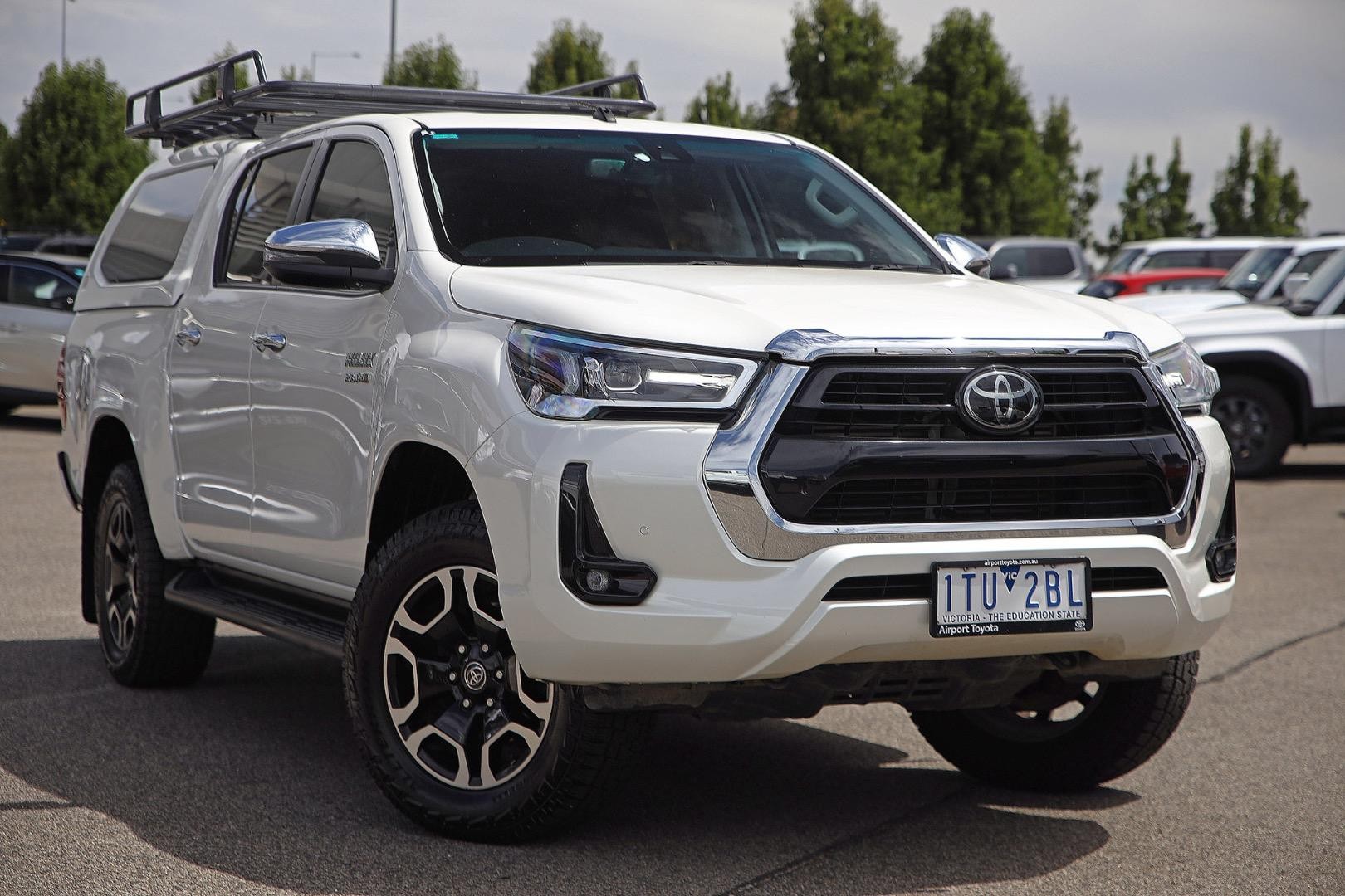 Toyota Hilux image 1