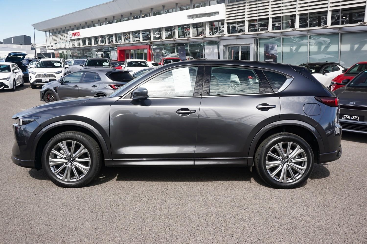 Mazda Cx-5 image 4