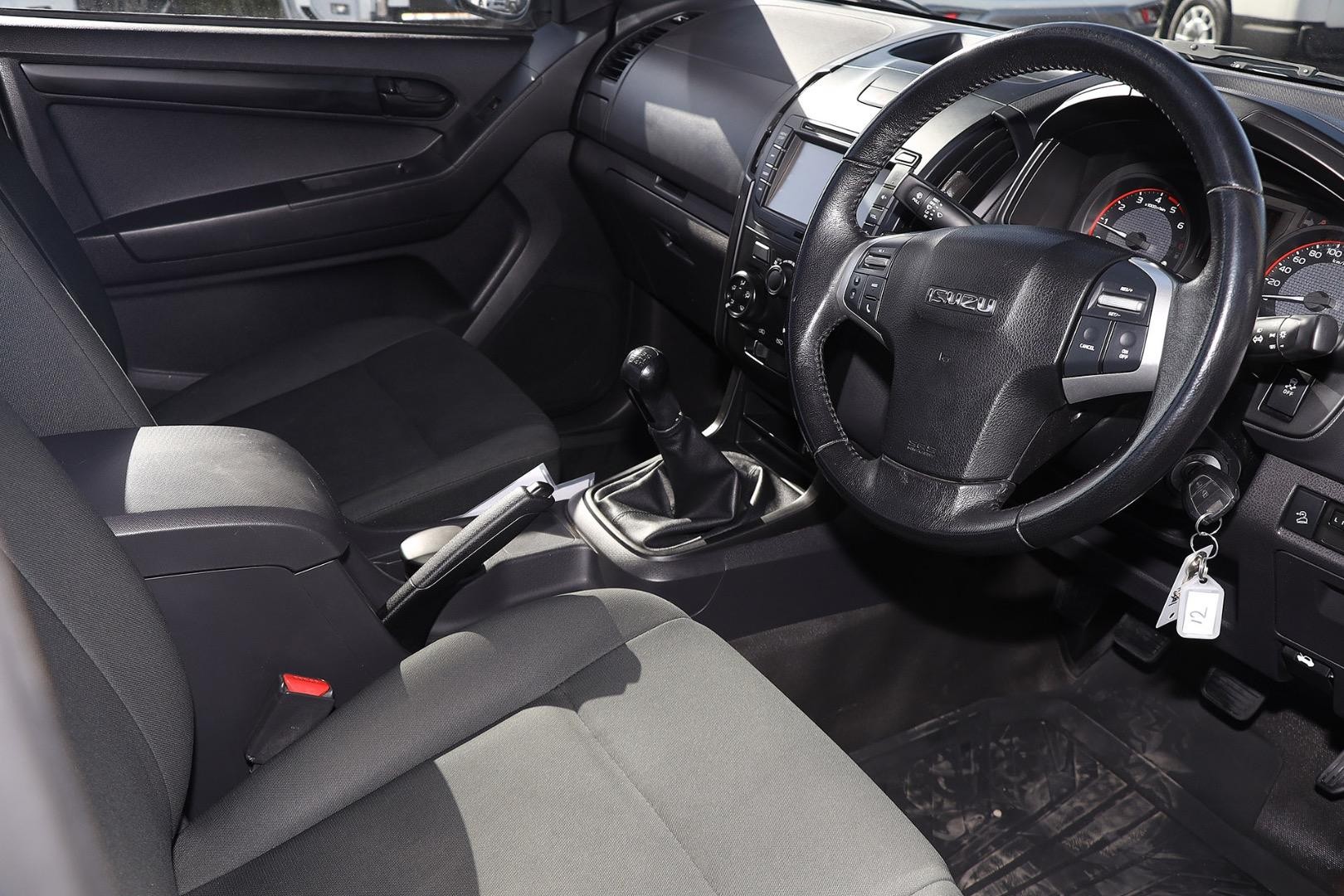 Isuzu D-max image 3