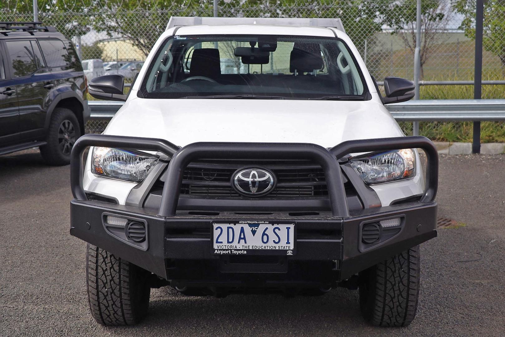 Toyota Hilux image 3