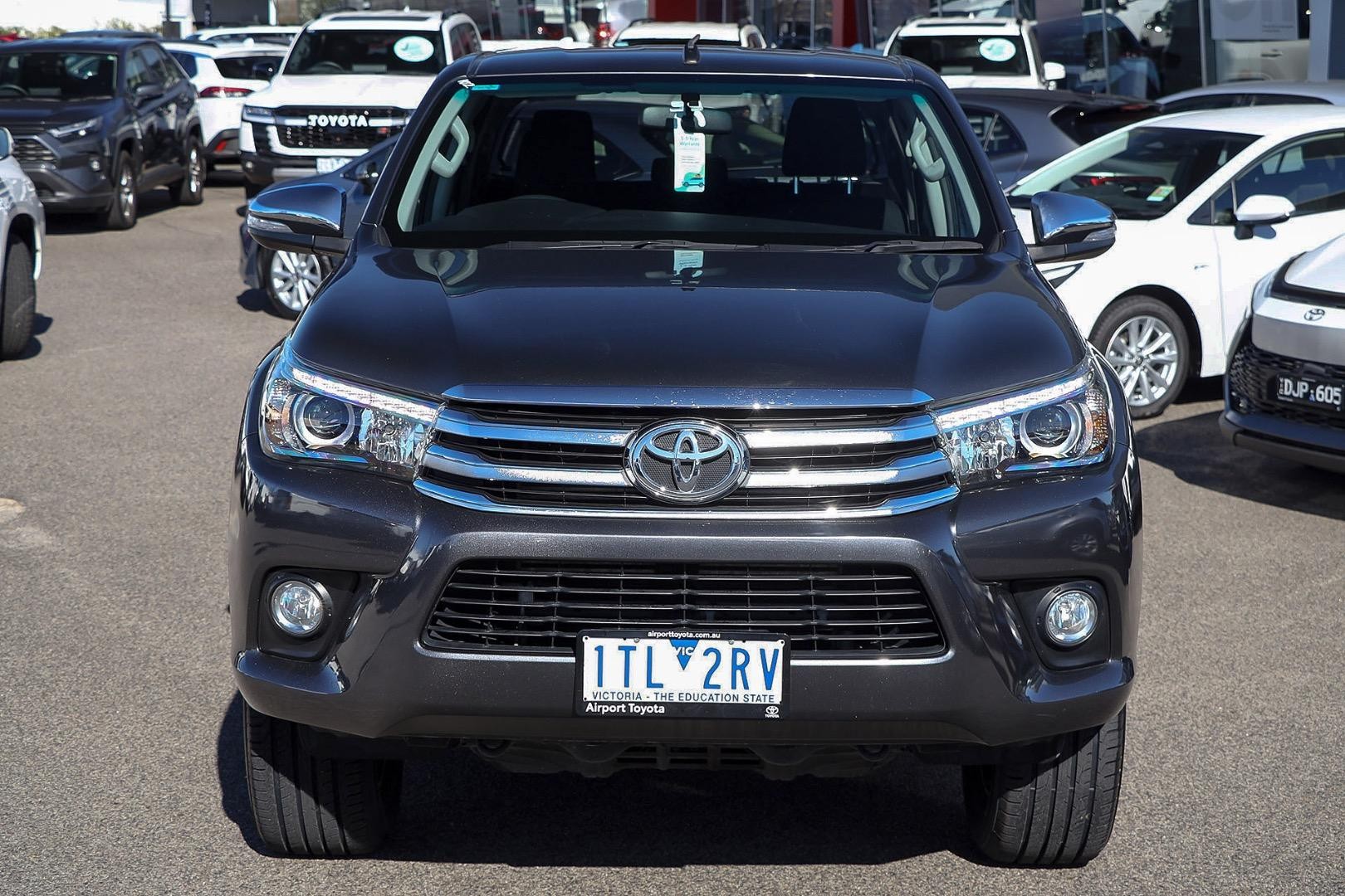 Toyota Hilux image 3