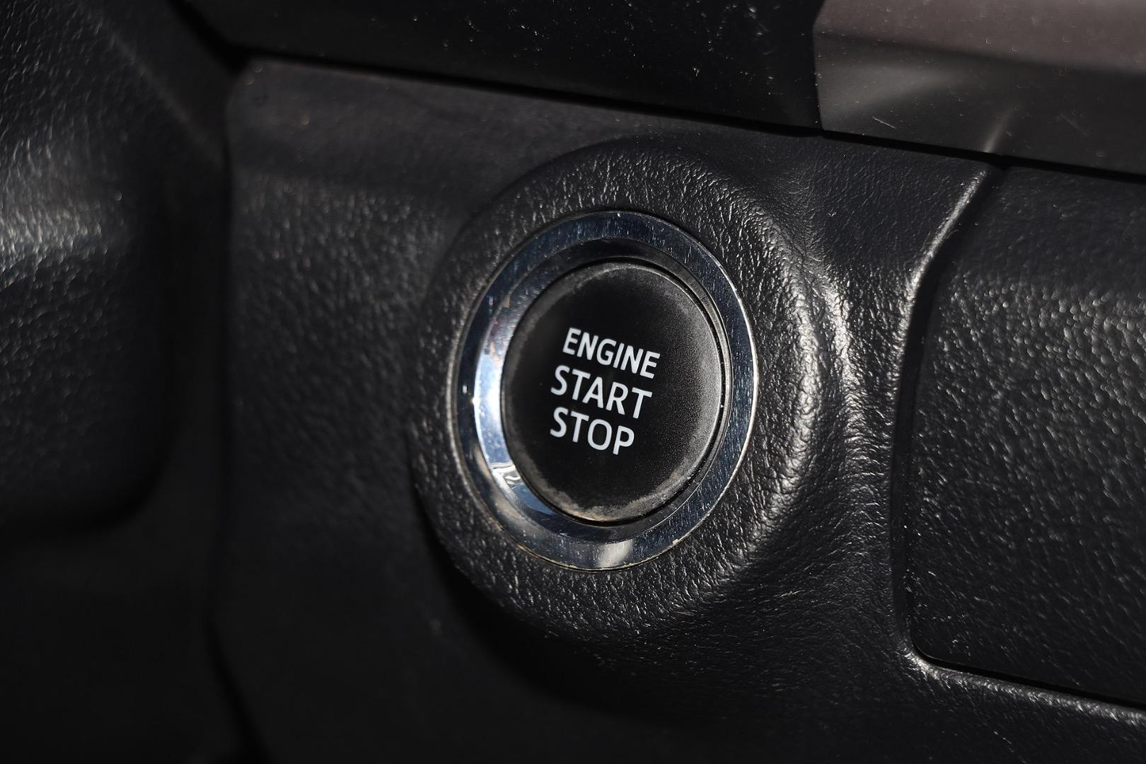 Toyota Hilux image 3