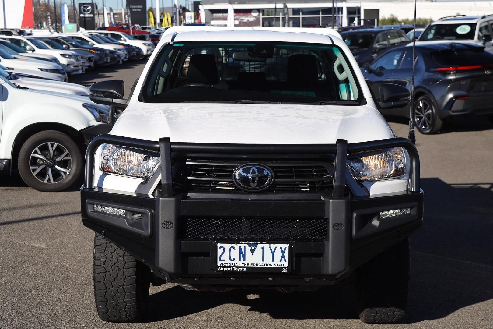 Toyota Hilux image 3
