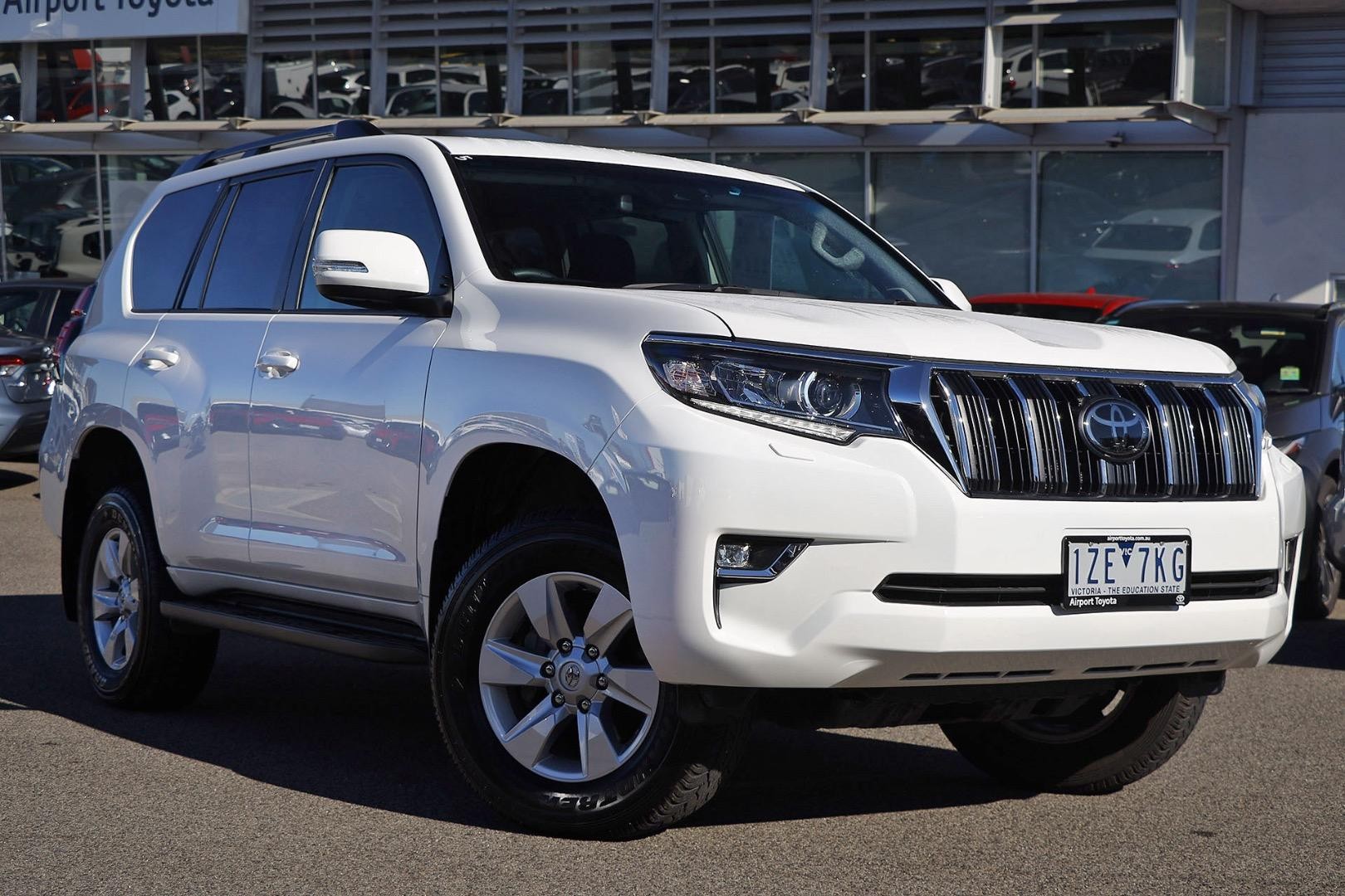Toyota Landcruiser Prado image 1