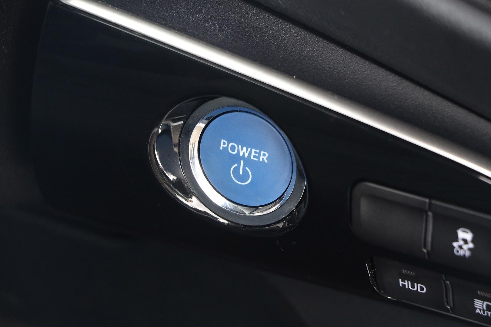 Toyota Prius image 2
