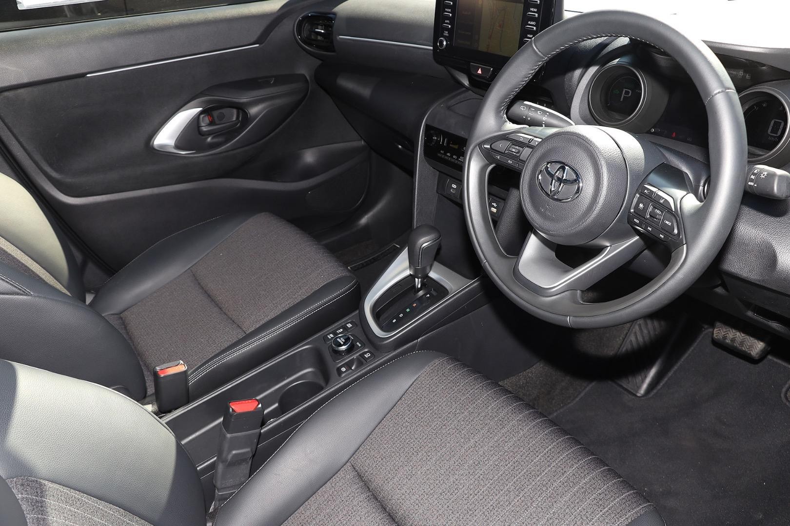 Toyota Yaris Cross image 2