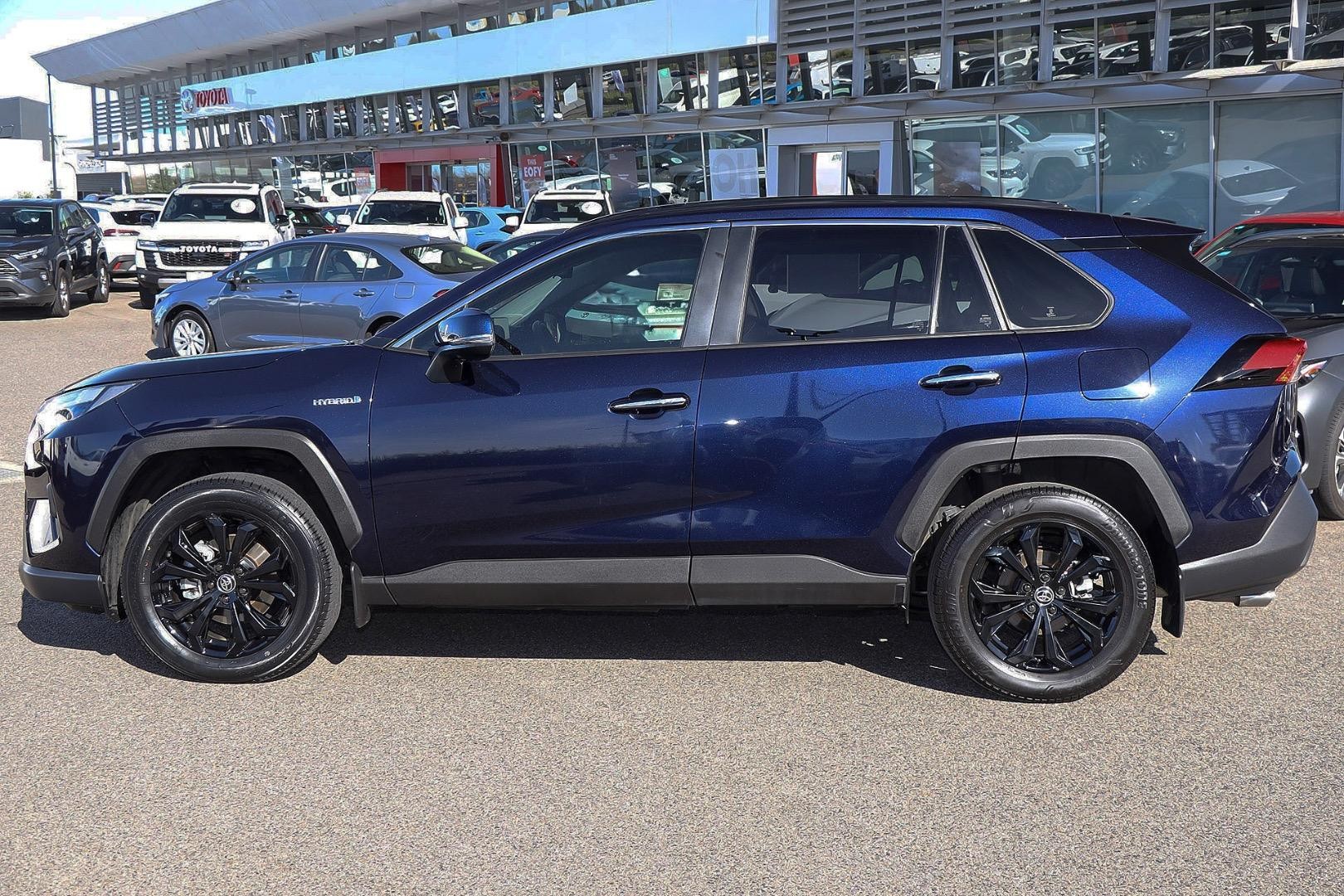 Toyota Rav4 image 4