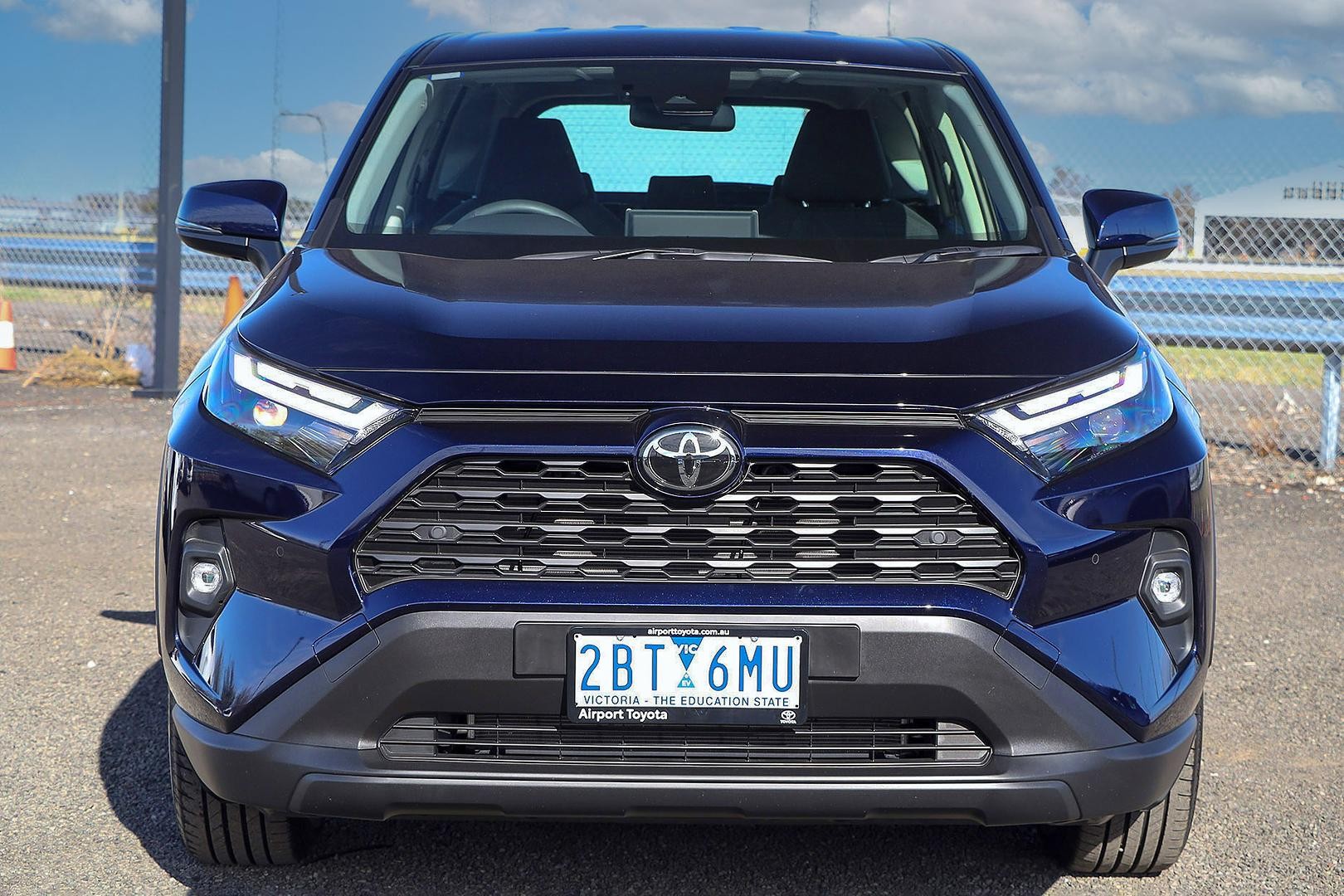 Toyota Rav4 image 3