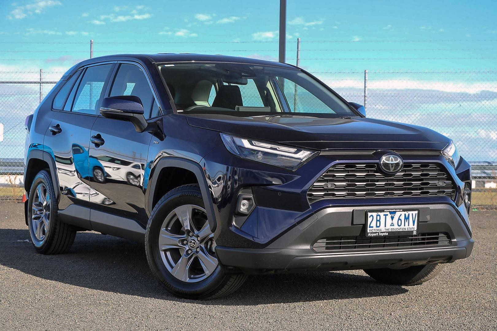 Toyota Rav4 image 1