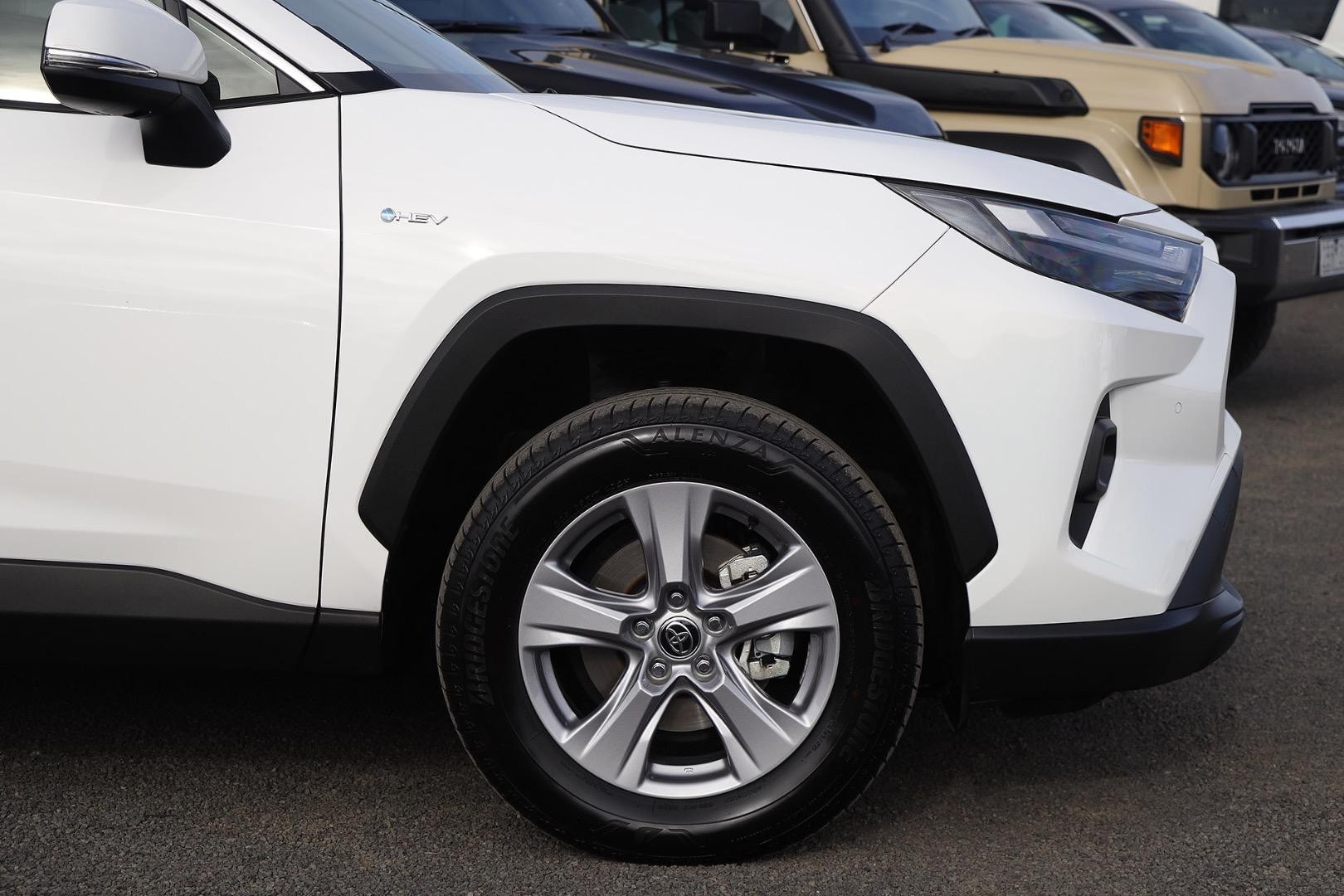 Toyota Rav4 image 4