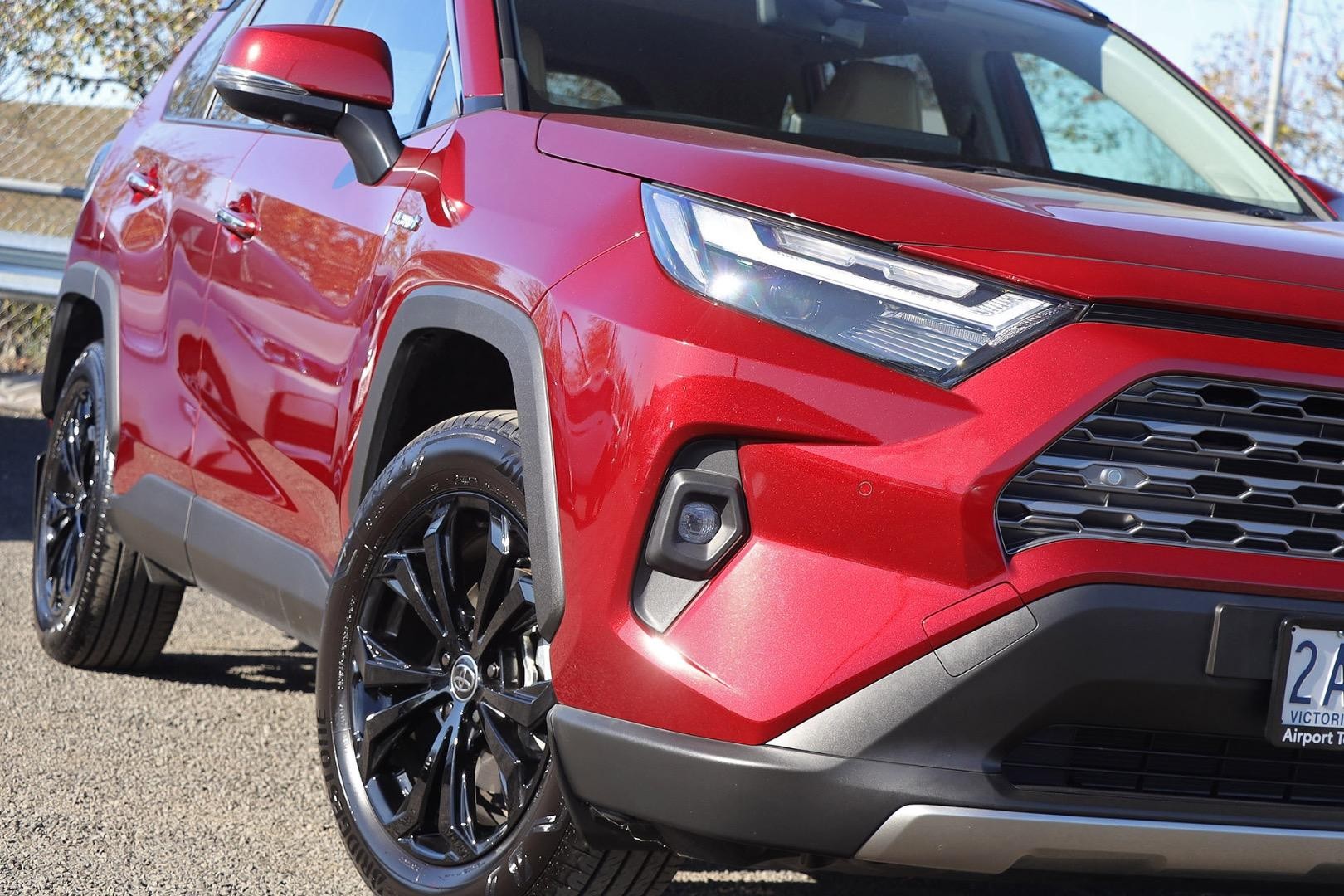 Toyota Rav4 image 2