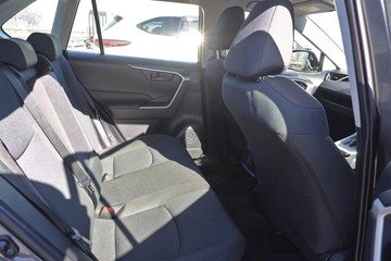 https://dvg-vehicle-assets.s3.amazonaws.com/79753/2rnrf1ffr44kyfw5zwoiwfrq6.jpg