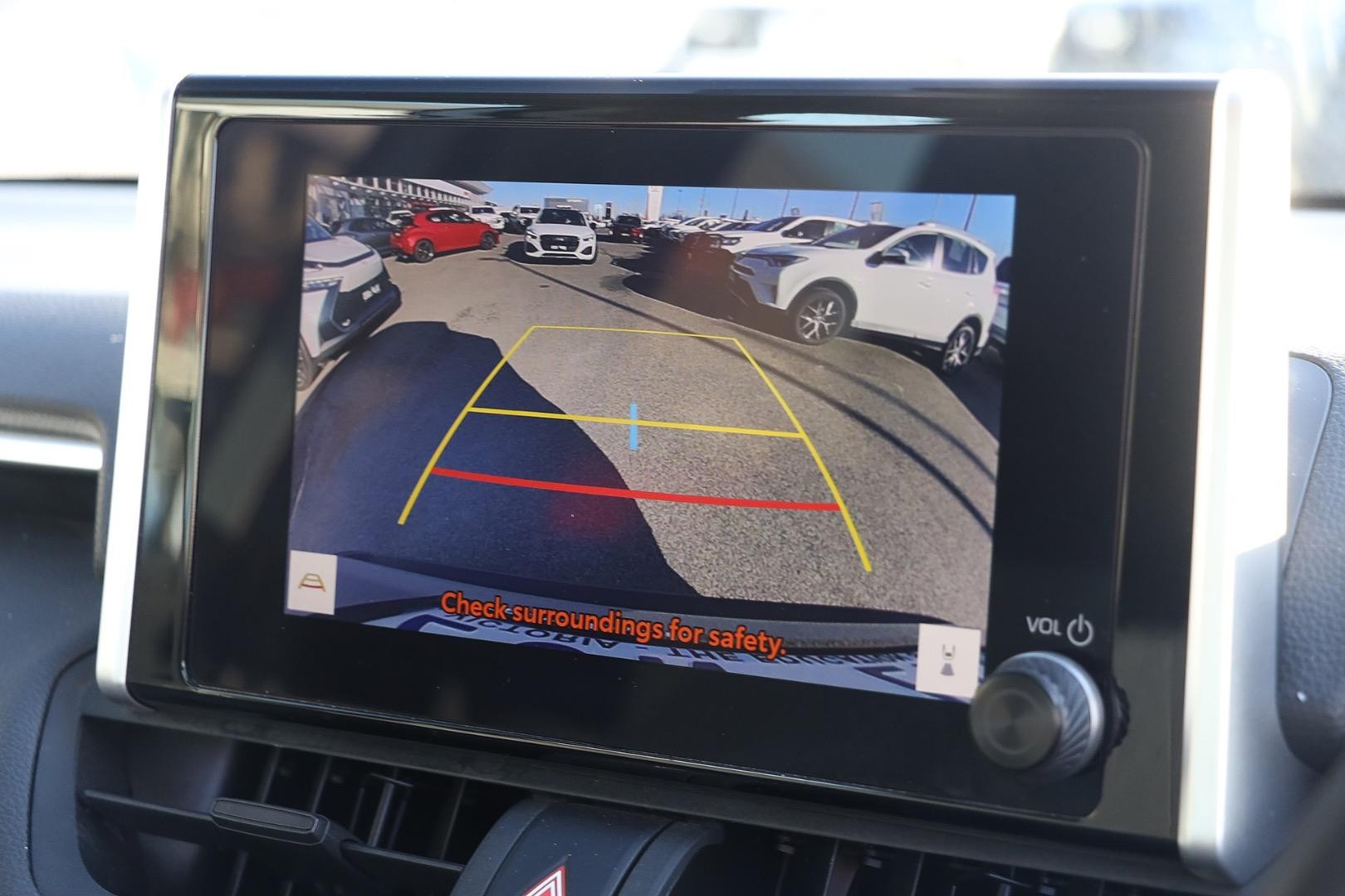 Toyota Rav4 image 3