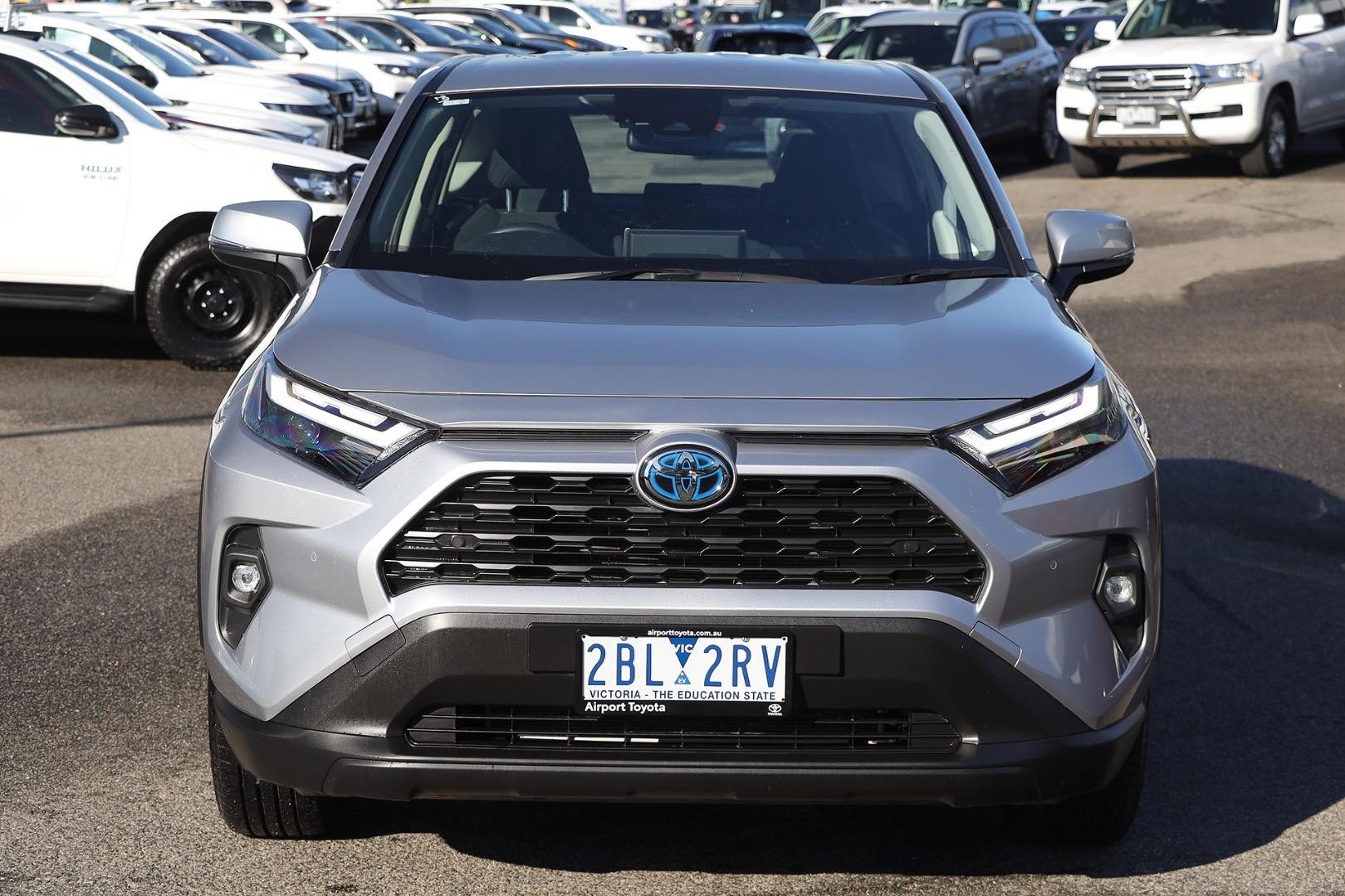 Toyota Rav4 image 3