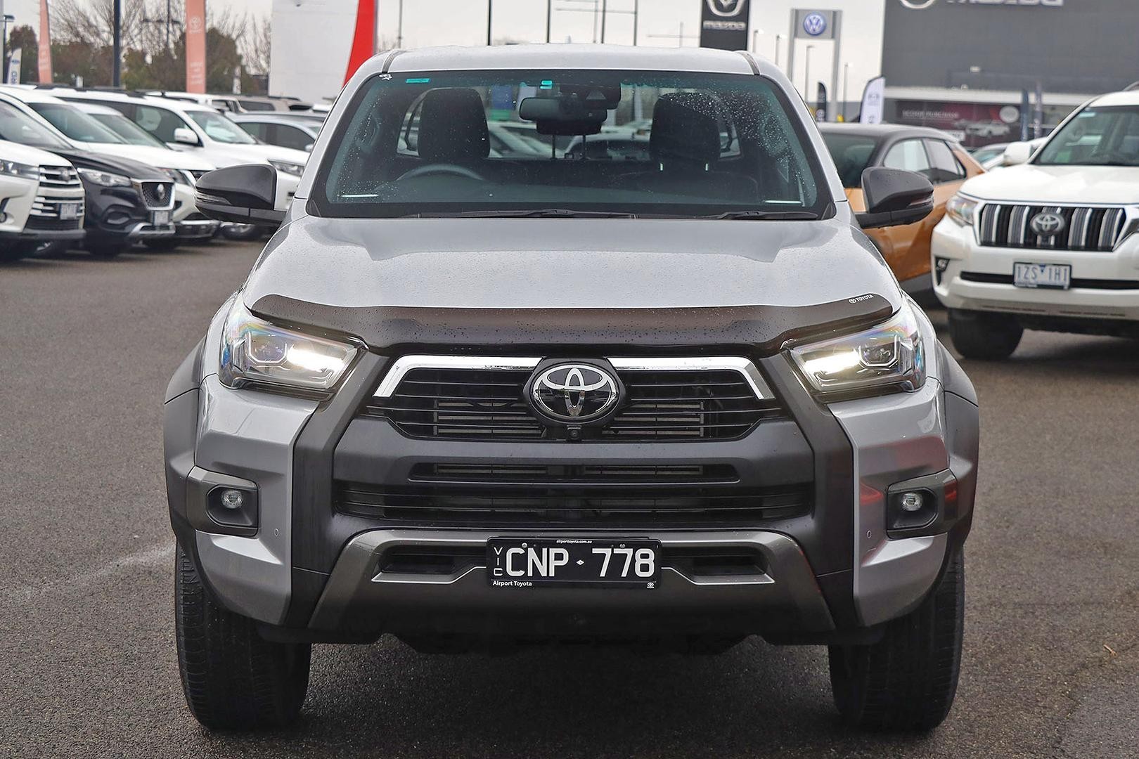 Toyota Hilux image 3