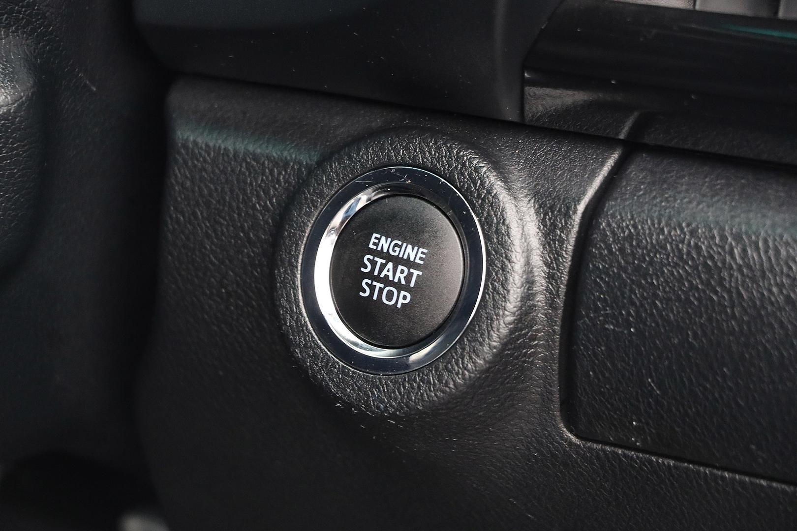Toyota Hilux image 4