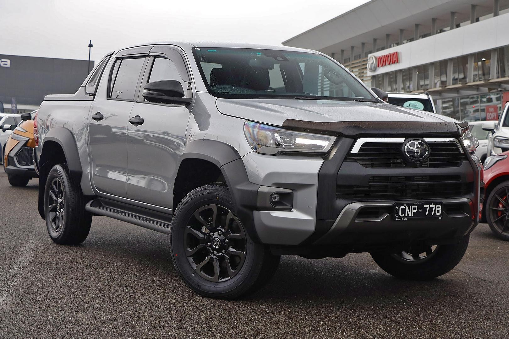 Toyota Hilux image 1
