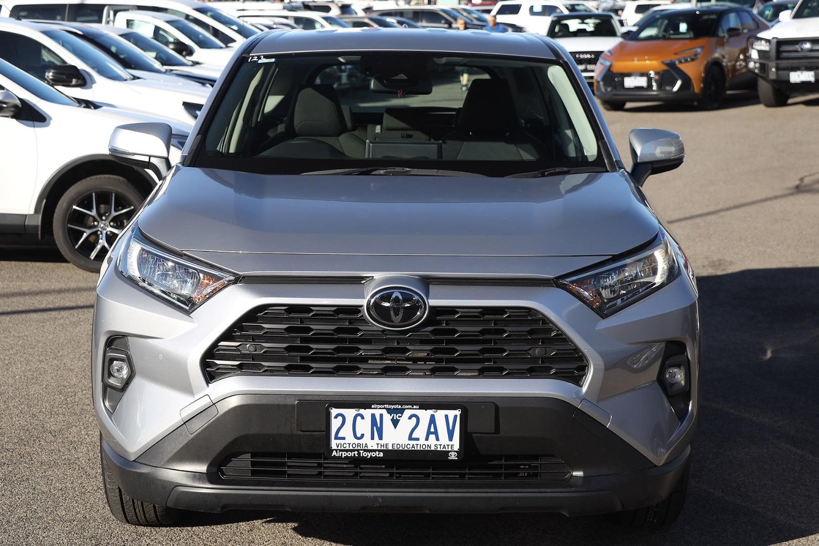 Toyota Rav4 image 3