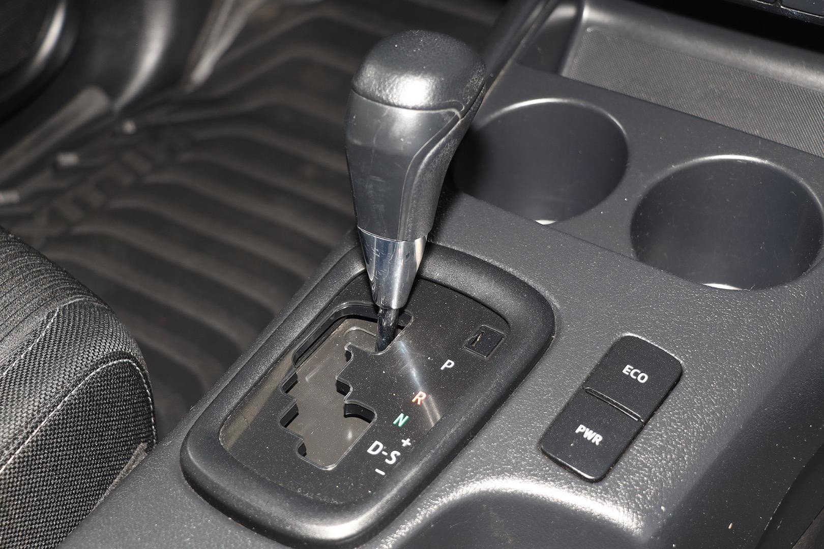 Toyota Hilux image 3