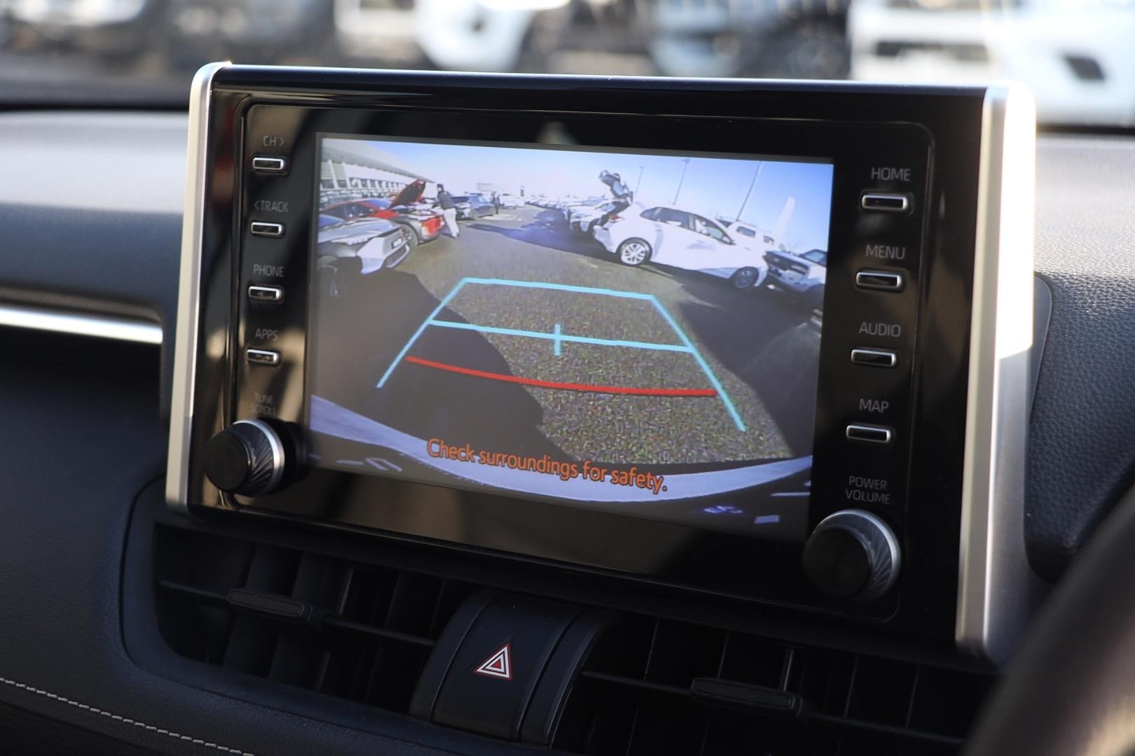 Toyota Rav4 image 2