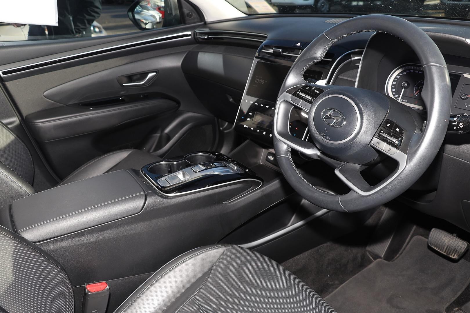 Hyundai Tucson image 2