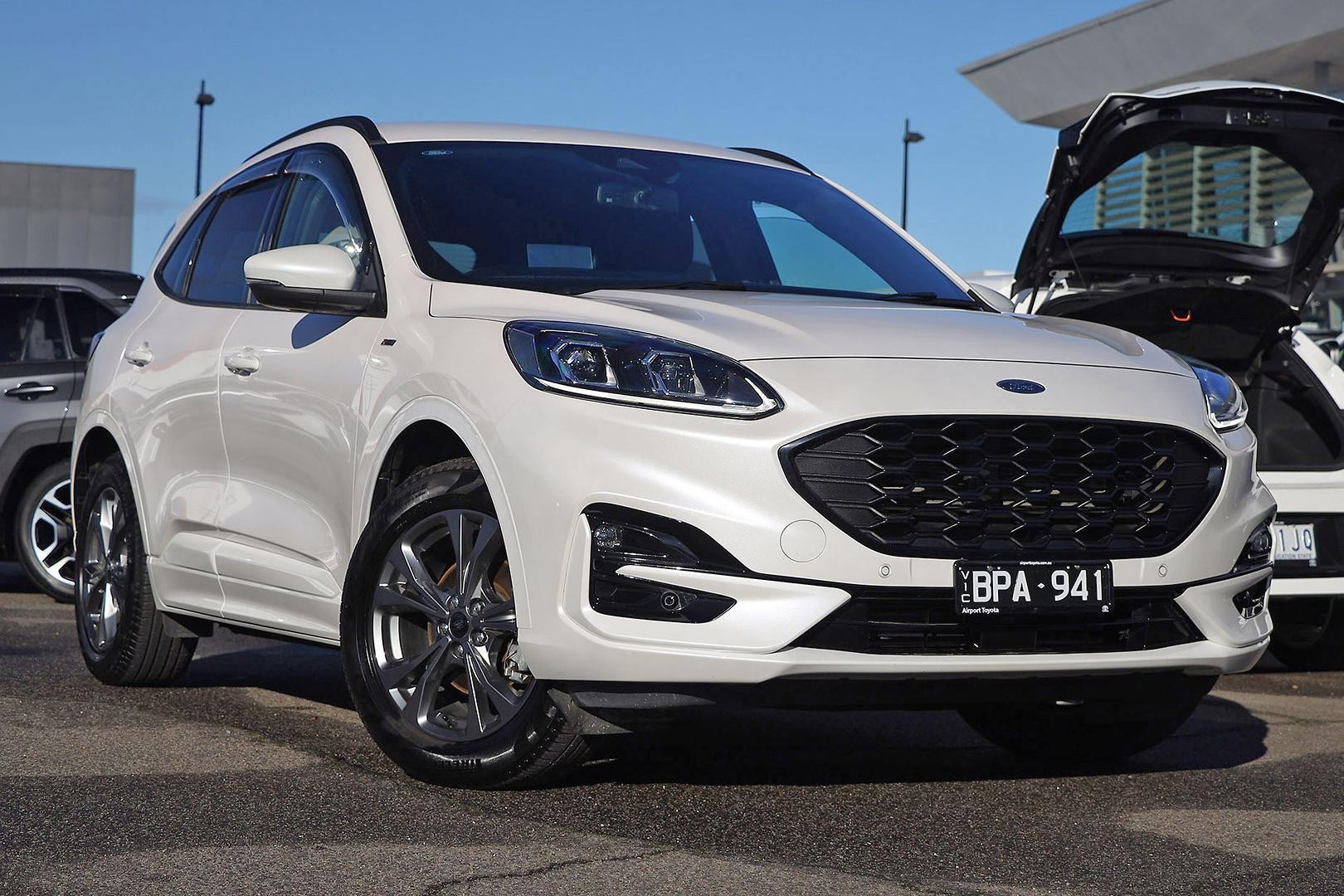 Ford Escape image 1