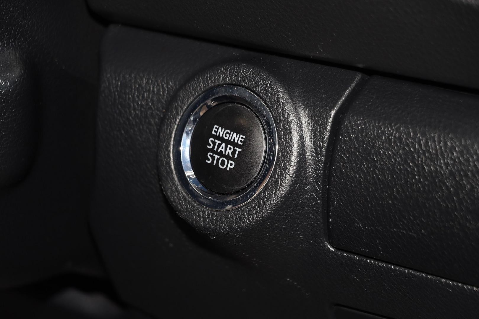 Toyota Fortuner image 3