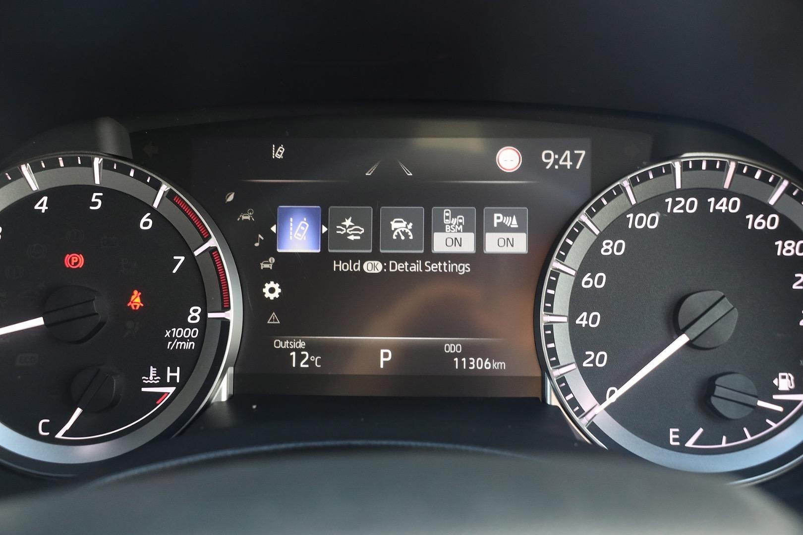 Toyota Kluger image 3