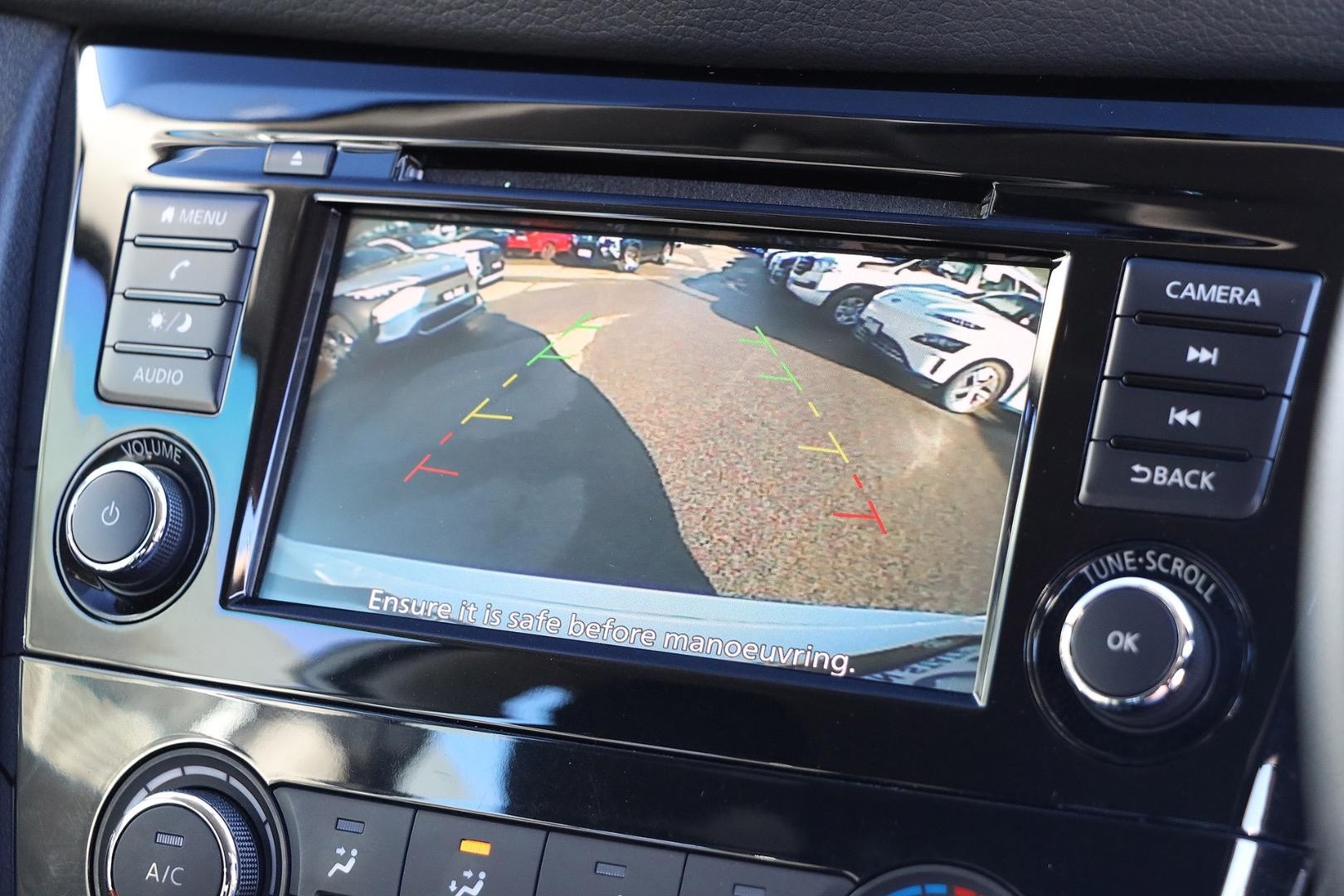 Nissan X-trail image 2