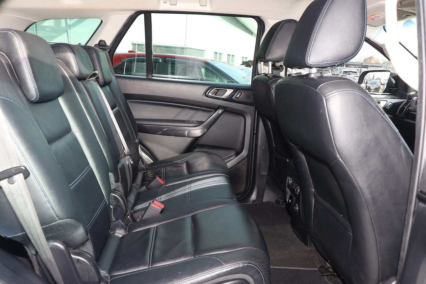 Ford Everest image 3