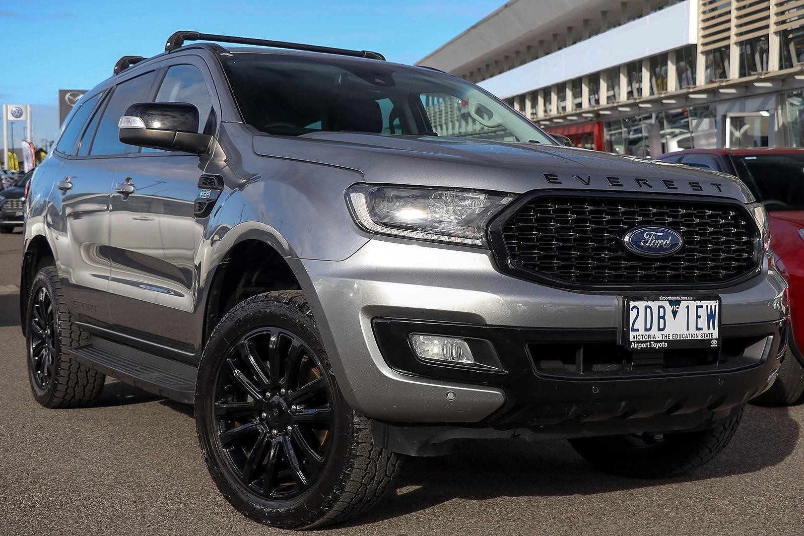 Ford Everest image 1