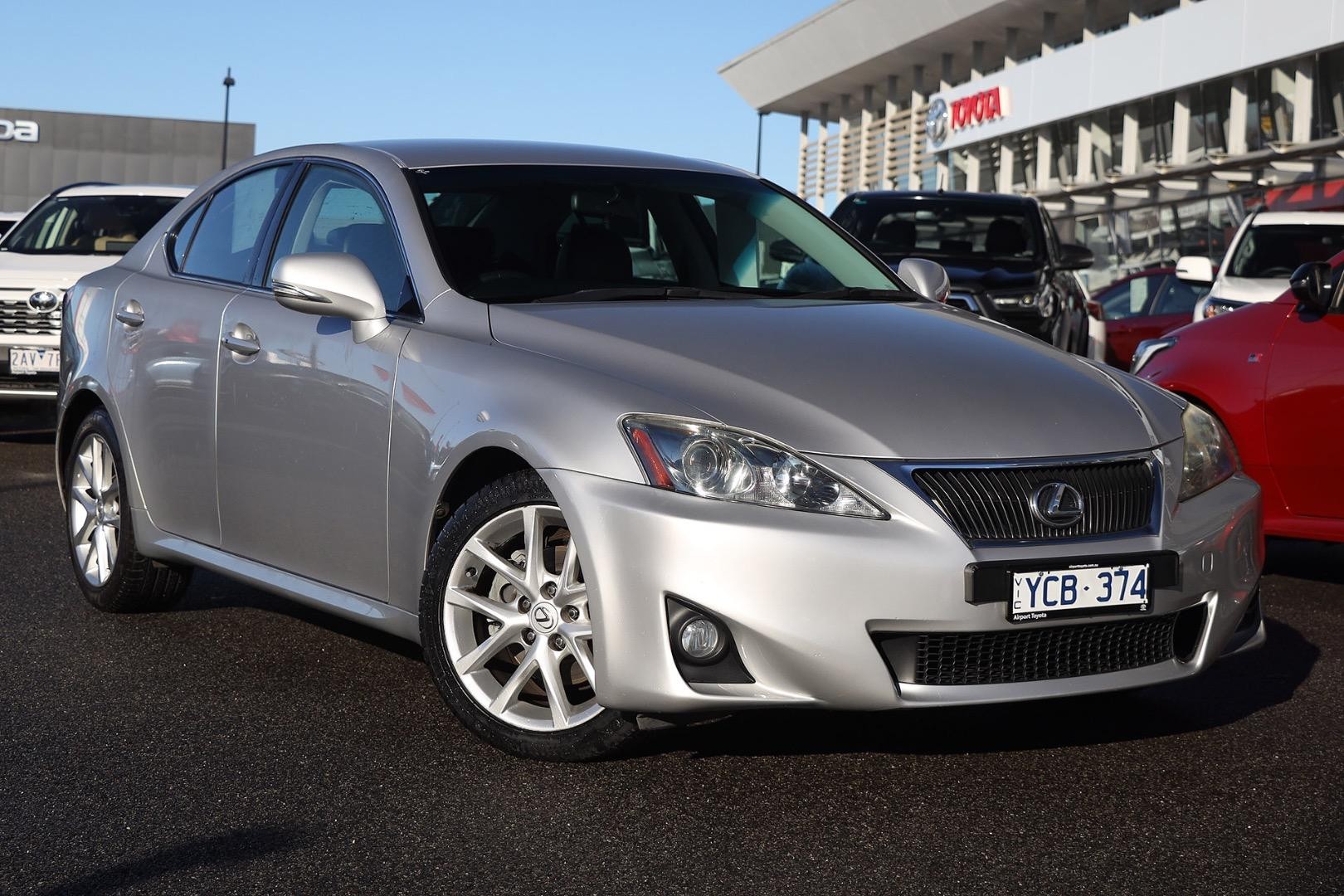 Lexus Is image 1