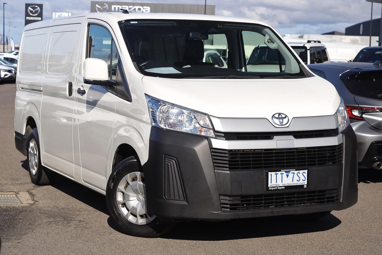 Toyota Hiace image 1