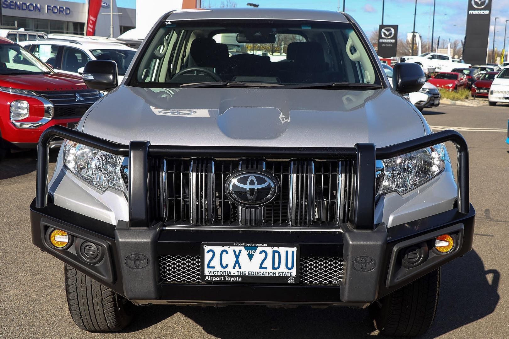 Toyota Landcruiser Prado image 3
