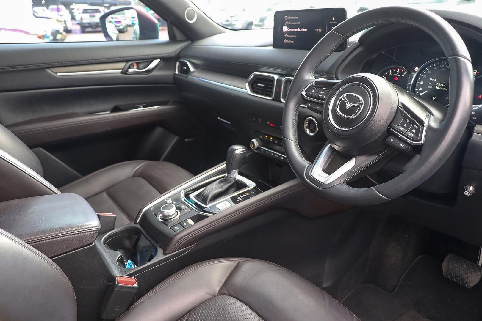 Mazda Cx-5 image 2