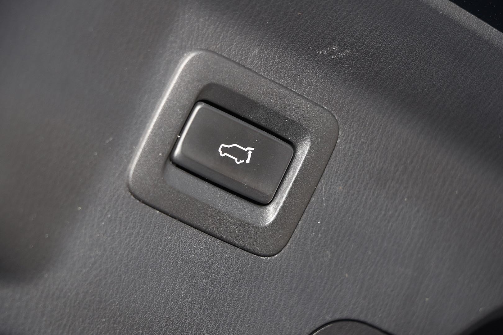 Mazda Cx-9 image 4